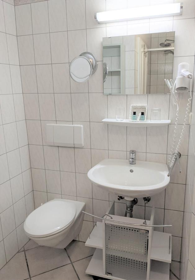 Hotel-Restaurant Im Goldenen Grund Körperich エクステリア 写真